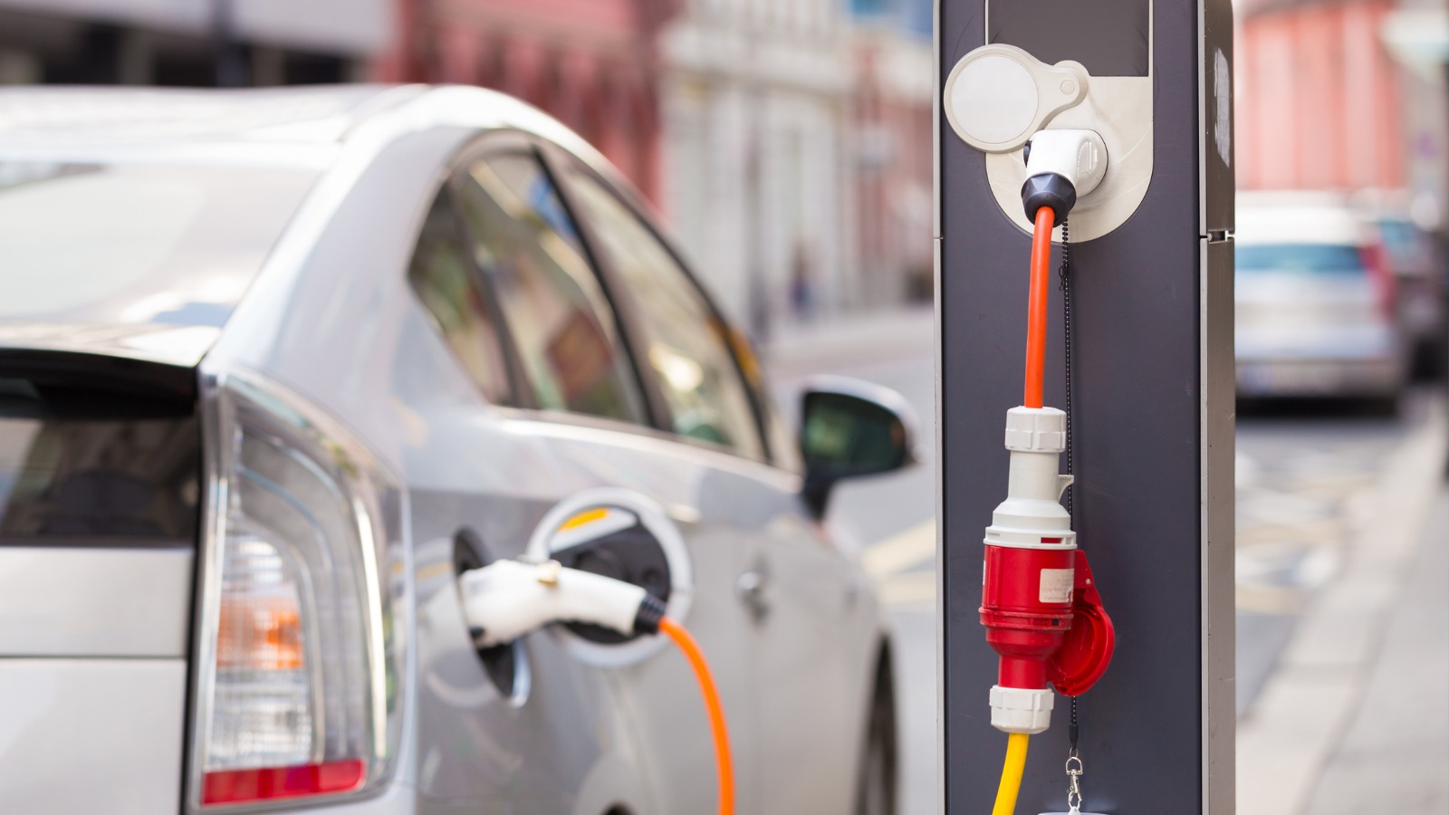 El Gobierno prorroga las ayudas para movilidad eléctrica del MOVES III hasta el 31 de julio 